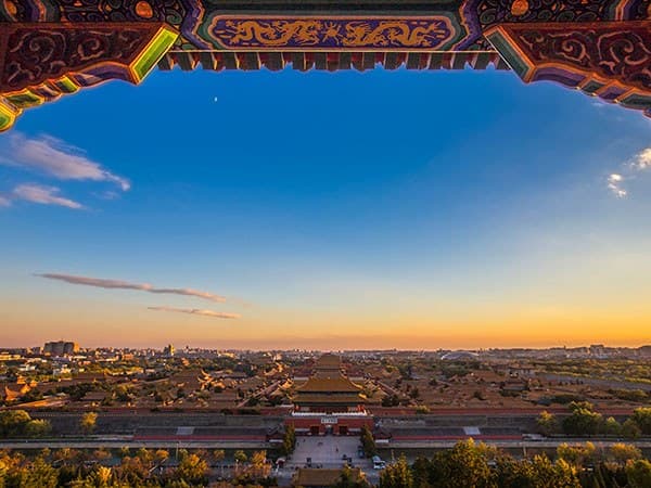 上海 Jade Buddha Temple，豫園，Chenghuangmiao Old Street，Oriental Pearl TV Tower，南京路，外灘